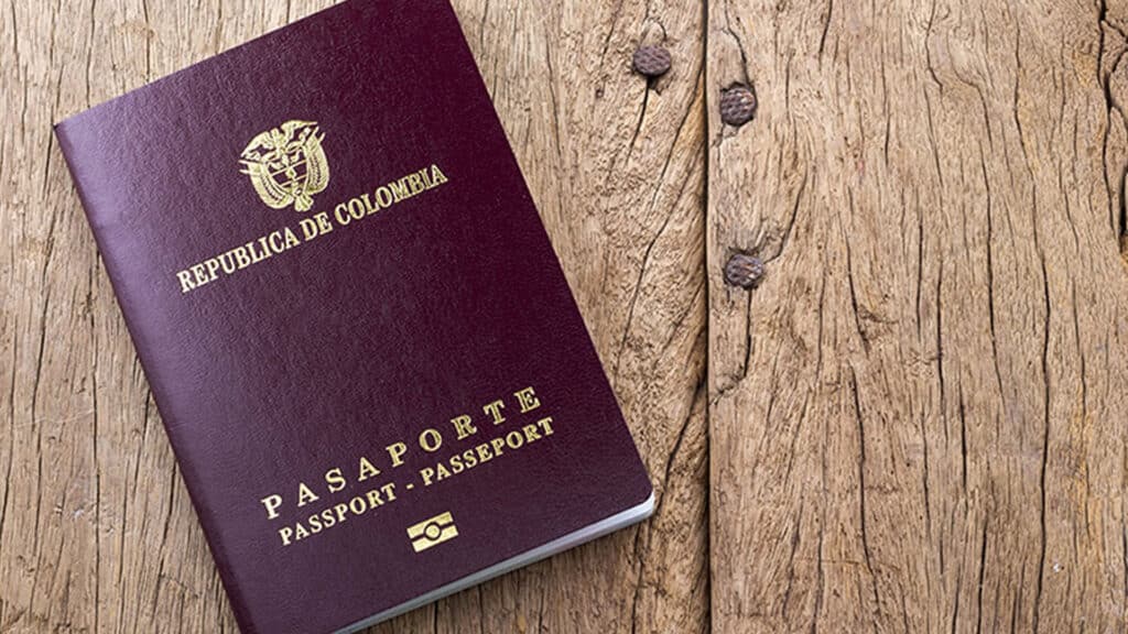 Colombia passport