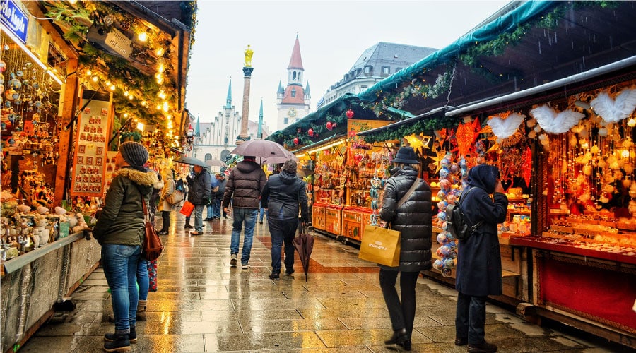 what-to-do-and-see-in-a-christmas-market